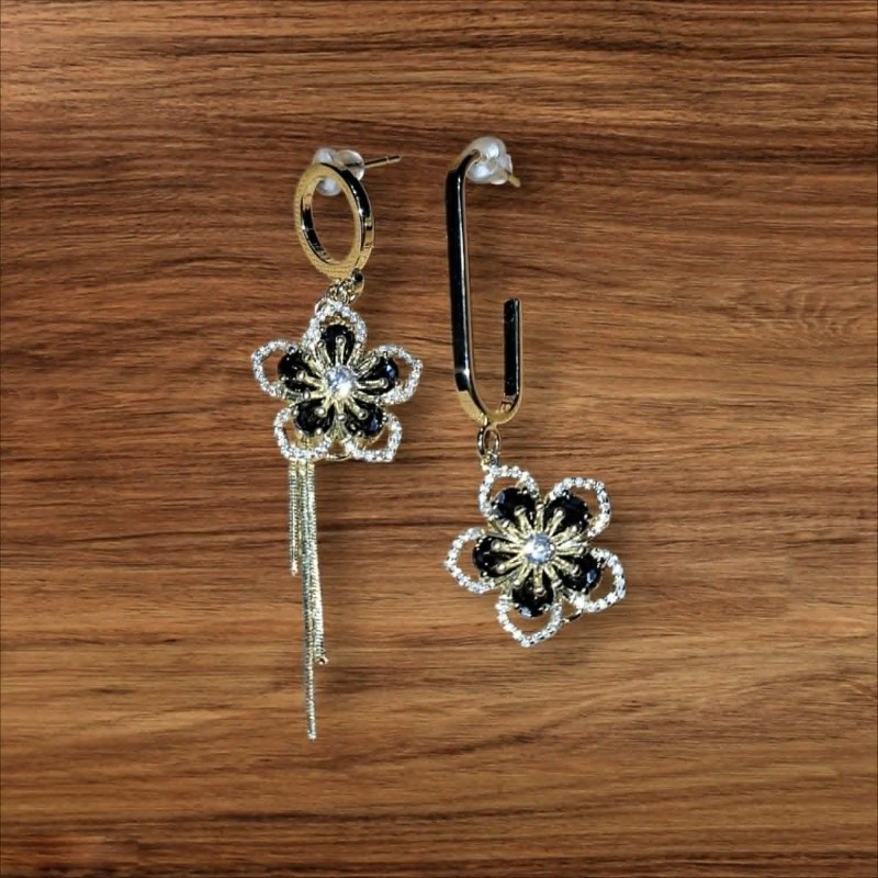 Boucles d'oreilles dépareillées