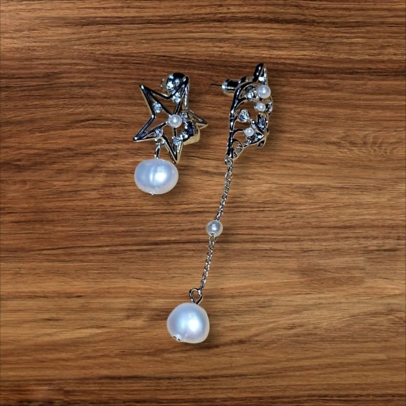 Boucles d'oreilles dépareillées