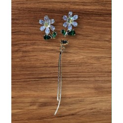 Boucles d'oreilles dépareillées