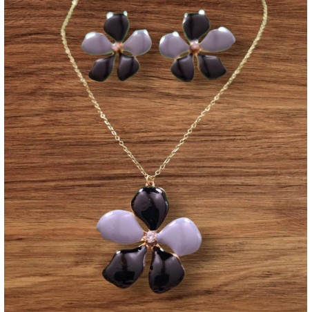 Ensemble boucle d'oreille & collier