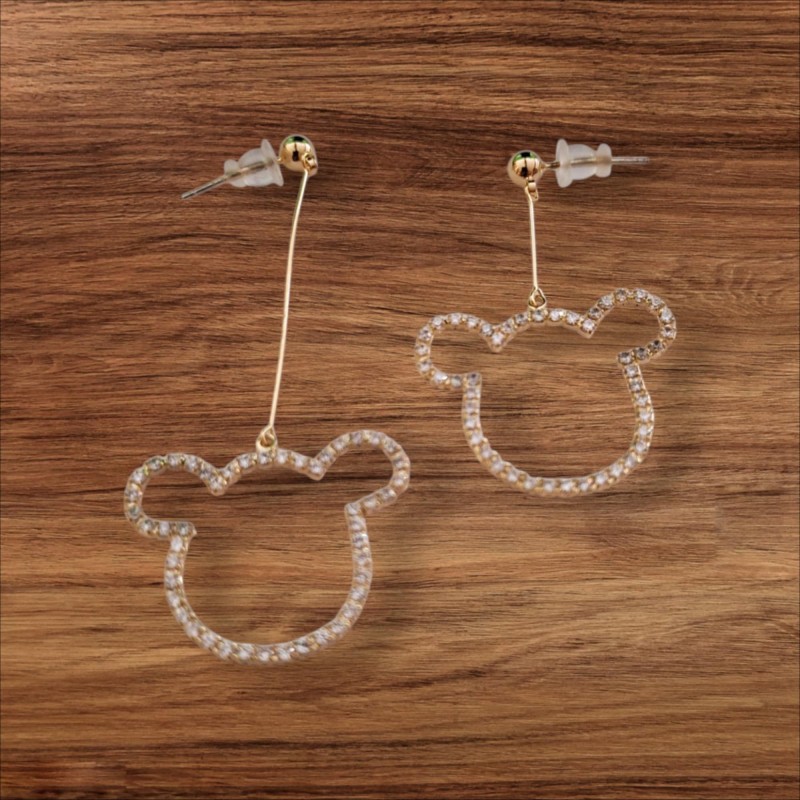 Boucles d'oreilles dépareillées